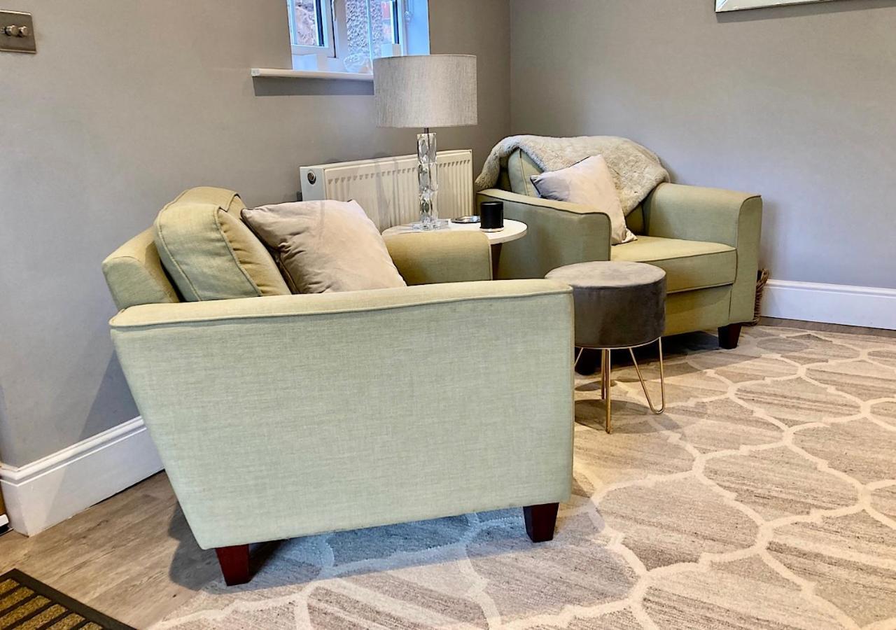 The Lodge Chester - Luxury Apartment For Two, With Free Parking! Hough Green 외부 사진