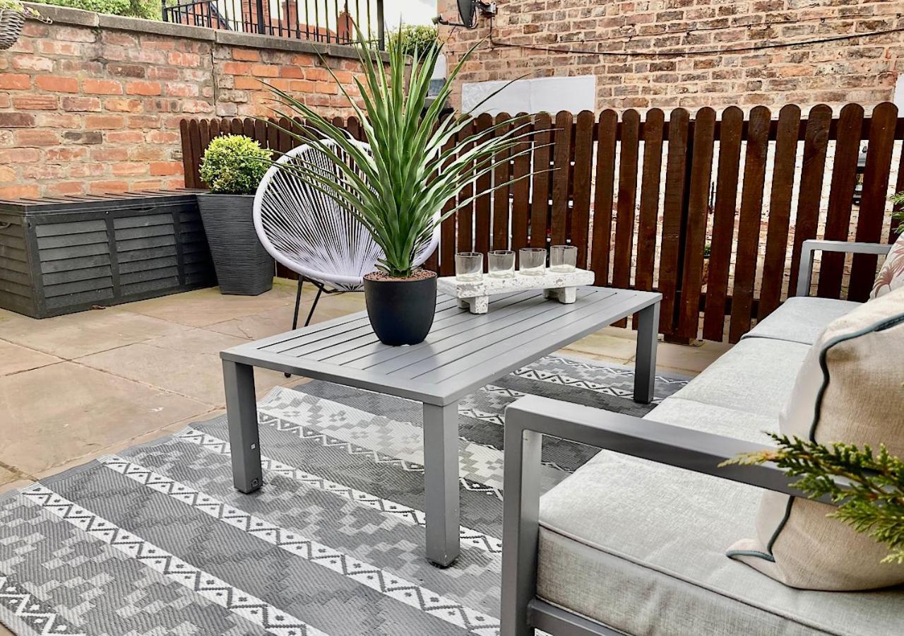 The Lodge Chester - Luxury Apartment For Two, With Free Parking! Hough Green 외부 사진