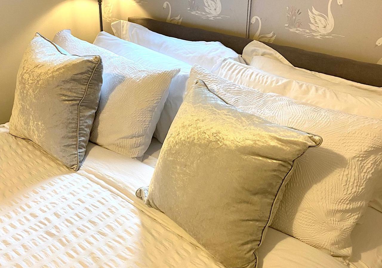 The Lodge Chester - Luxury Apartment For Two, With Free Parking! Hough Green 외부 사진