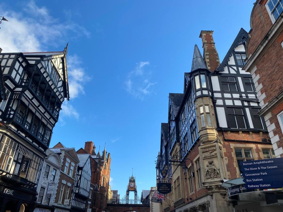The Lodge Chester - Luxury Apartment For Two, With Free Parking! Hough Green 외부 사진