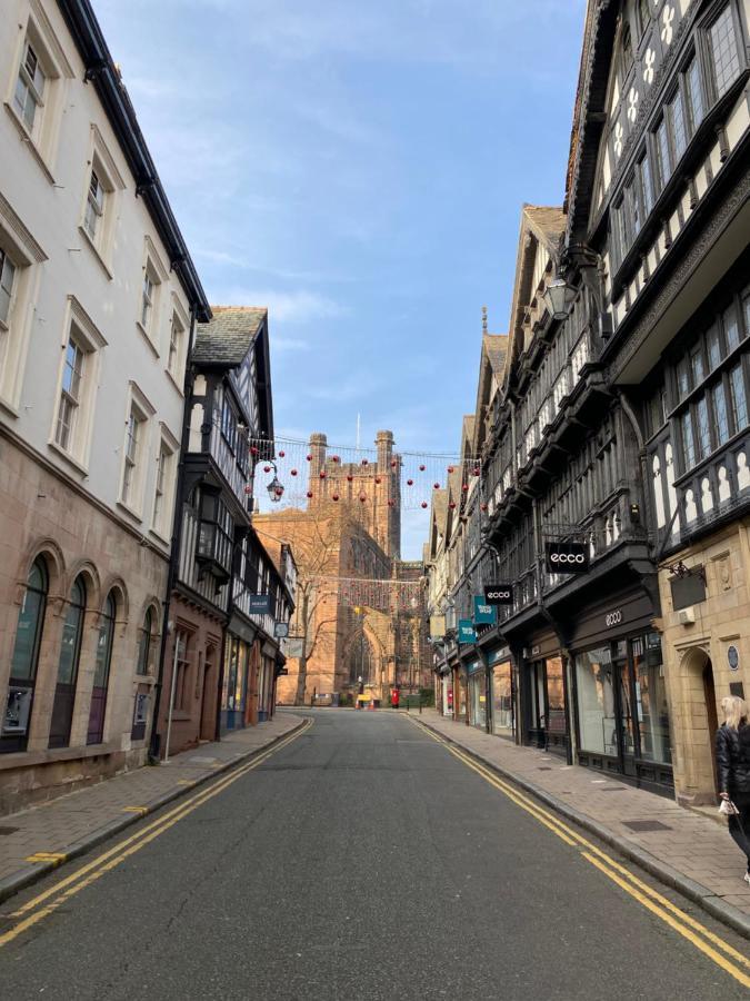 The Lodge Chester - Luxury Apartment For Two, With Free Parking! Hough Green 외부 사진